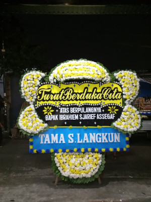 Papan Bunga Duka di Tanjungharjo